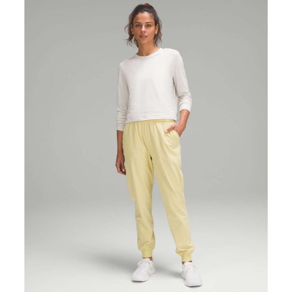 Lululemon Classic-Fit Long Sleeve Tee NWT - Picture 8 of 8